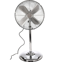 Asztali ventilátor, magassága 45 cm