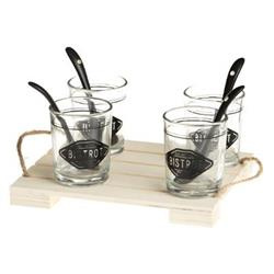 Aperitif készlet 4 fő részére fából készült alaplapon, 9 elemből áll.