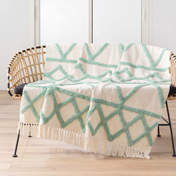 ATHENA steppelt mintás és bojtokkal ellátott takaró, 125 x 150 cm