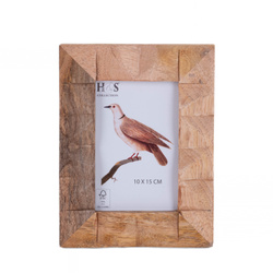 Álló fényképkeret díszes mangófából készült kerettel, 18 x 23 x 2,5 cm