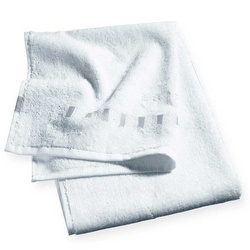 Ezüst színű frottír pamut törölköző, hímzett törölköző, 100 x 50 cm, Esprit