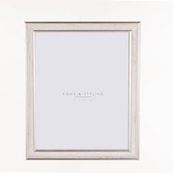 Képkeret, fehérre festett fa utánzat, 24 x 29 cm