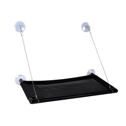 Macska hinta, amely az ablakra szerelhető.