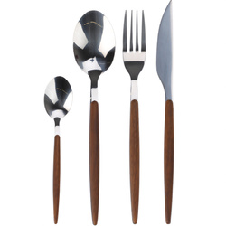 Evőeszköz készlet 4 személyes