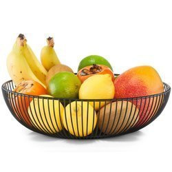 Fém tál a konyhába, gyümölcsös kosár, dekoratív drót tálca.