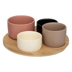 Snack tálkák fából készült WAVY BLISS tálcán,