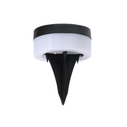 Napelemes kerti lámpa a földbe ragadva