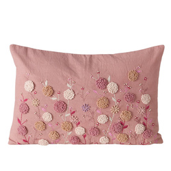 HENRIKE virágmintás díszpárna, 59 x 39 cm