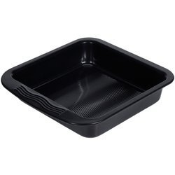 Négyzet alakú süteményes tepsi, 25 x 23 cm, fém.
