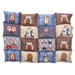 Kutyaágy, csúszásmentes fenékkel, 65 x 95 cm