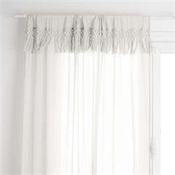 Függöny a nappaliba díszes makramékkal, 140 x 260 cm